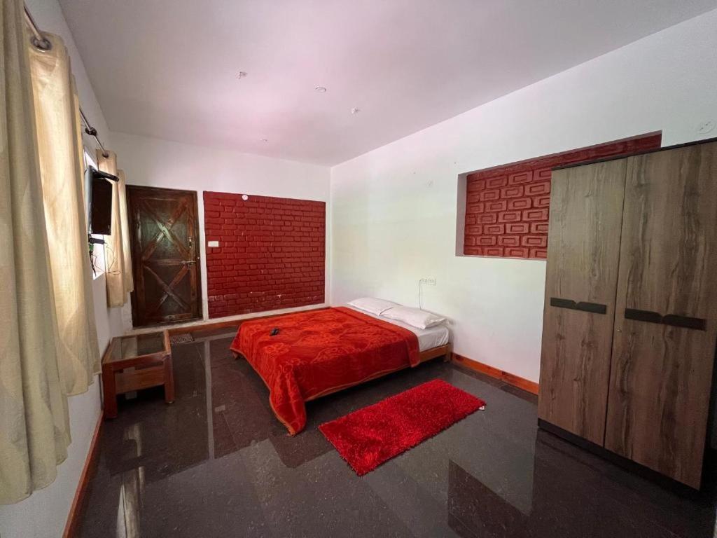 Hill Park Hotel Udagamandalam Exterior photo